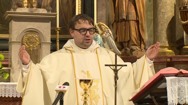 Szent Imre hercegre emlékeztek a csornai premontrei templomban