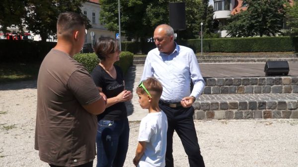 Jótékonysági családi nap a kapuvári várgödörnél