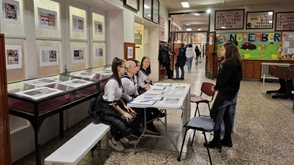 Biró Péter főigazgató tájékoztatója a kapuvári katolikus iskolaközpontban induló képzésekről