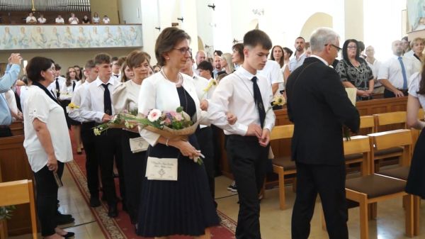 Elbúcsúztak a csornai Rákóczi végzős diákjai