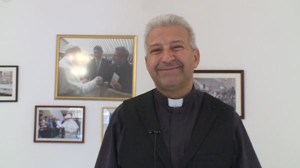 Imapercek Henczel Szabolcs plébánossal