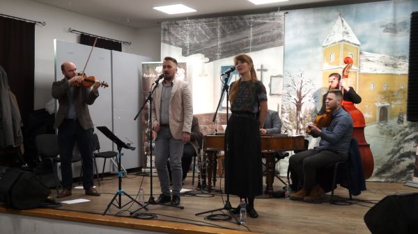 Újévköszöntő koncert és mulatság a Lengyel Sándor Művészetek Házában