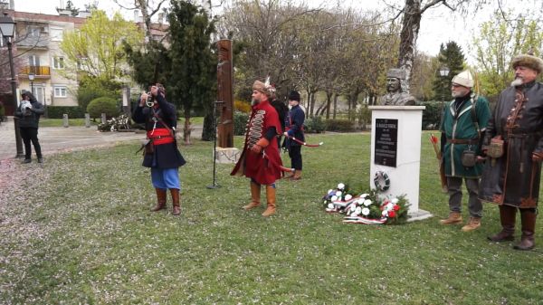 Hagymányőrzők emlékeztek II. Rákóczi Ferencre Kapuváron